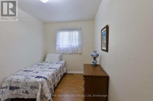 1 Lindale Avenue, Tiny, ON - Indoor Photo Showing Bedroom