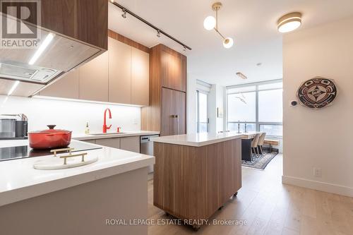 2603 - 500 Sherbourne Street, Toronto, ON - Indoor Photo Showing Kitchen