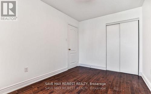 5141 Oakley Drive, Burlington, ON - Indoor Photo Showing Other Room