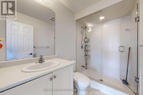 55 Golden Springs Drive, Brampton, ON - Indoor Photo Showing Bathroom