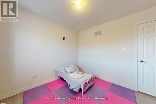 3rd bedroom - 55 Golden Springs Drive, Brampton, ON - Indoor