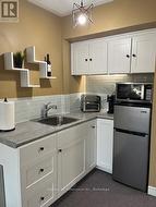 Bachelor-kitchenette - 