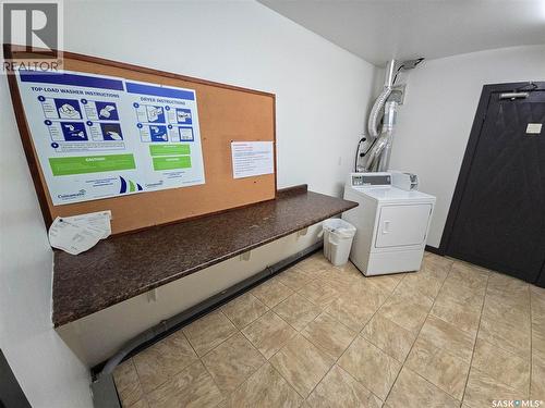 47 42 Spence Street, Regina, SK - Indoor Photo Showing Laundry Room