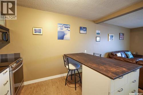 47 42 Spence Street, Regina, SK - Indoor