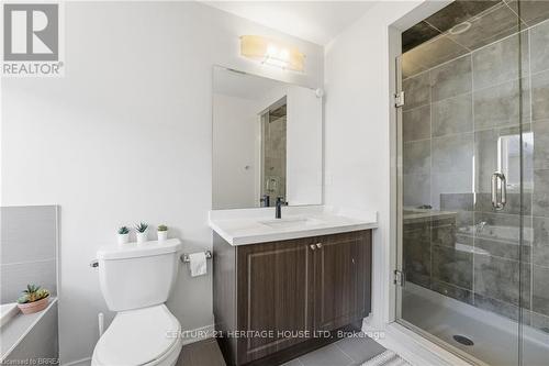 29 Arnold Marshall Boulevard, Haldimand, ON - Indoor Photo Showing Bathroom