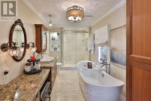 3555 Kingbird Court, Mississauga, ON - Indoor Photo Showing Bathroom