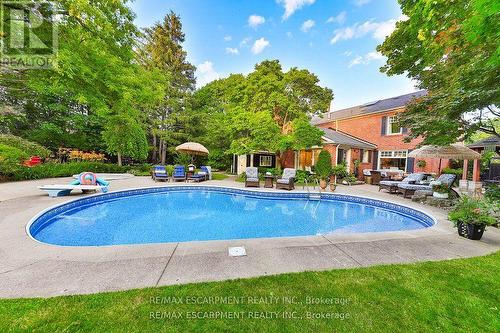3555 Kingbird Court, Mississauga, ON - Outdoor With In Ground Pool With Backyard
