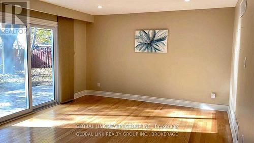 812 Bexhill Road, Mississauga, ON - Indoor Photo Showing Other Room