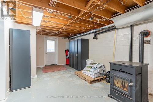 1039 Essonville Line, Highlands East (Monmouth), ON - Indoor
