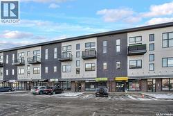 306 419 Willowgrove SQUARE  Saskatoon, SK S7W 0T2