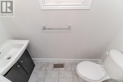3601 Bala Drive, Mississauga, ON - Indoor Photo Showing Bathroom