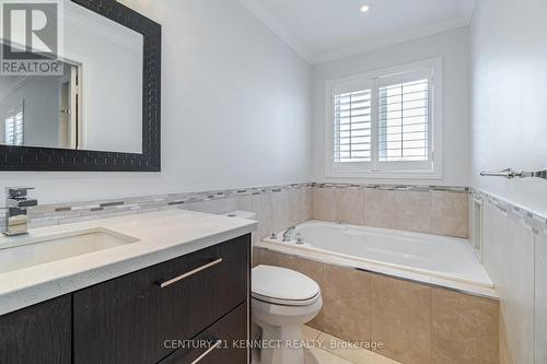 3601 Bala Drive, Mississauga, ON - Indoor Photo Showing Bathroom