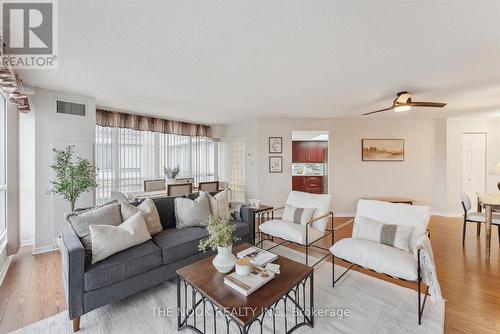 309 - 70 Cumberland Lane, Ajax (South West), ON - Indoor Photo Showing Living Room