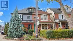 120 CURZON STREET  Toronto, ON M4M 3B5