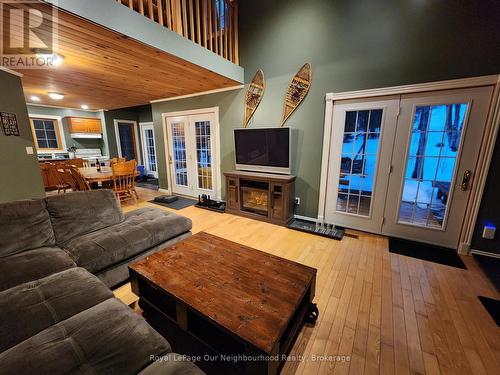 1040 Ski Ridge Trail, Dysart Et Al (Guilford), ON - Indoor Photo Showing Other Room