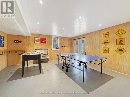 1040 Ski Ridge Trail, Dysart Et Al (Guilford), ON - Indoor Photo Showing Other Room