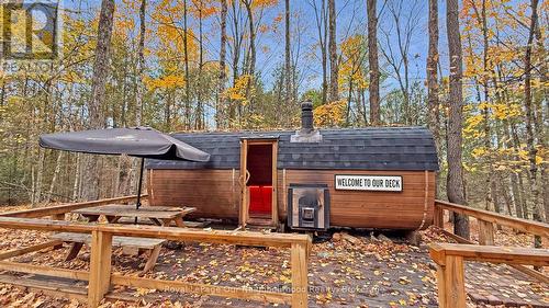 1040 Ski Ridge Trail, Dysart Et Al (Guilford), ON - Outdoor