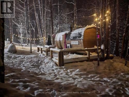 1040 Ski Ridge Trail, Dysart Et Al (Guilford), ON -  With View