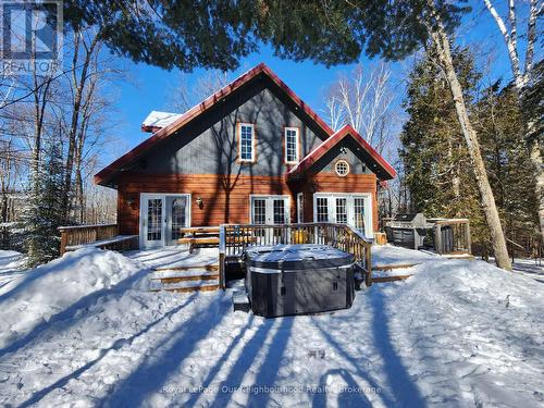 1040 Ski Ridge Trail, Dysart Et Al (Guilford), ON - Outdoor