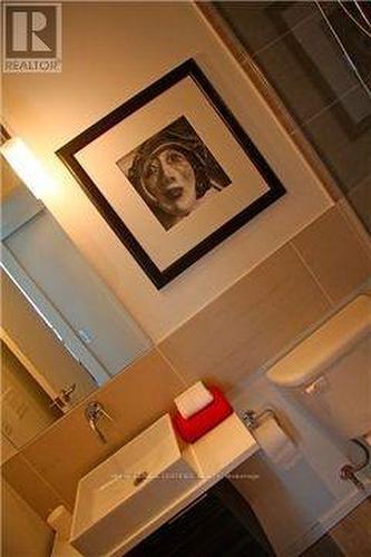 2003 - 8 Charlotte Street, Toronto, ON - Indoor