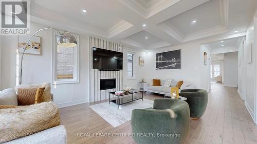 29 Frost Street, Brampton, ON - Indoor Photo Showing Living Room