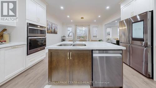 29 Frost Street, Brampton, ON - Indoor Photo Showing Kitchen With Stainless Steel Kitchen With Double Sink With Upgraded Kitchen