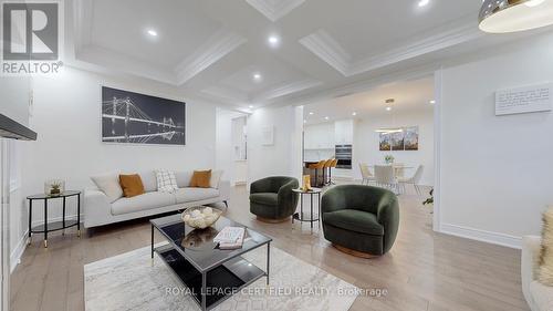 29 Frost Street, Brampton, ON - Indoor Photo Showing Living Room