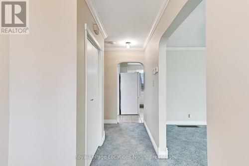 35 Walnut Street, Collingwood, ON - Indoor Photo Showing Other Room