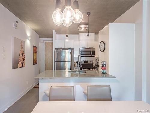 Cuisine - 304-190 Rue Murray, Montréal (Le Sud-Ouest), QC - Indoor Photo Showing Kitchen With Upgraded Kitchen