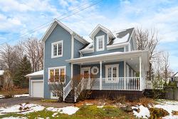 74 Rue Houle  Saint-Jean-Sur-Richelieu, QC J2W 2C1