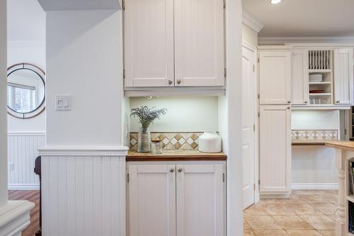 Cuisine - 74 Rue Houle, Saint-Jean-Sur-Richelieu, QC - Indoor Photo Showing Other Room