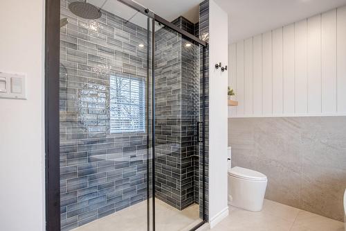 Salle de bains - 74 Rue Houle, Saint-Jean-Sur-Richelieu, QC - Indoor Photo Showing Bathroom