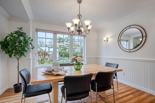 Salle à manger - 74 Rue Houle, Saint-Jean-Sur-Richelieu, QC - Indoor Photo Showing Dining Room