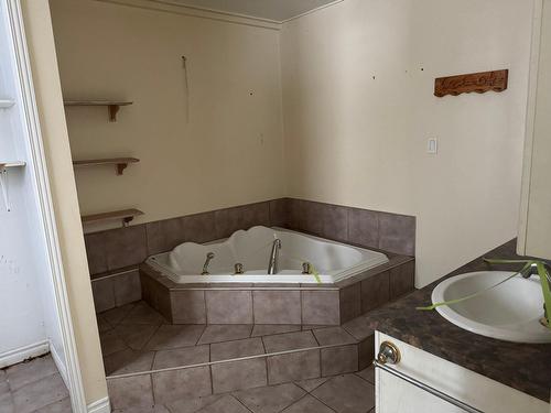 Salle de bains - 203  - 203B Route Route 397 (Rochebaucourt), La Morandière-Rochebaucourt, QC - Indoor Photo Showing Bathroom