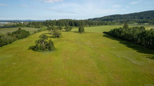 9775 West Saanich Rd, North Saanich, BC 