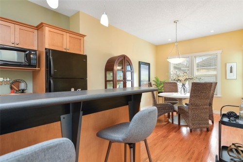 1-1515 Camosun St, Victoria, BC 