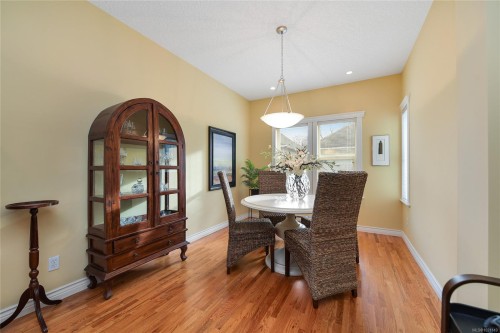 1-1515 Camosun St, Victoria, BC 