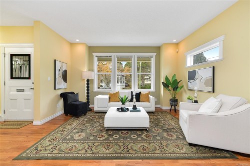 1-1515 Camosun St, Victoria, BC 