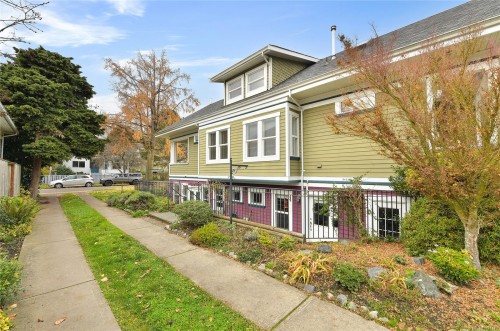1-1515 Camosun St, Victoria, BC 