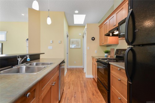 1-1515 Camosun St, Victoria, BC 