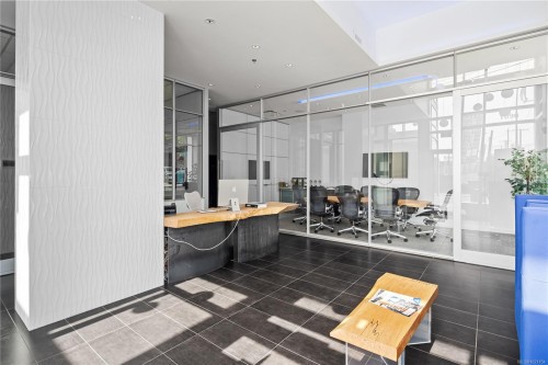 105-1090 Johnson St, Victoria, BC 