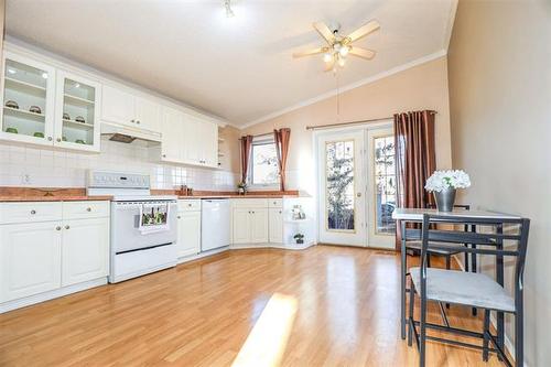 274 Eaglemere Dr, Winnipeg, MB 