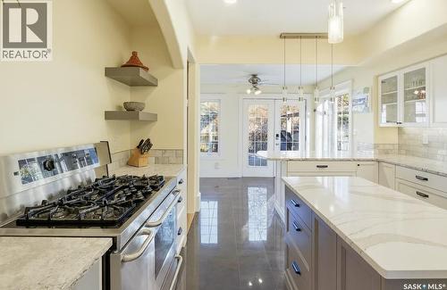 702 Queen Street, Saskatoon, SK - Indoor Photo Showing Kitchen With Upgraded Kitchen
