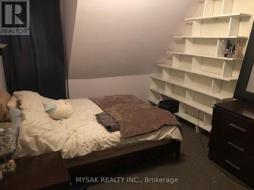 50 Dundonald Street, Toronto, ON - Indoor Photo Showing Bedroom