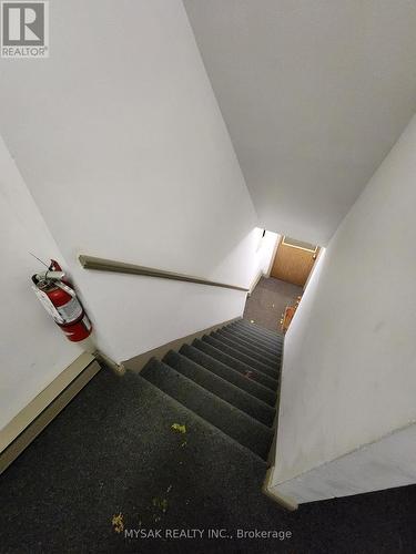 50 Dundonald Street, Toronto, ON - Indoor Photo Showing Other Room