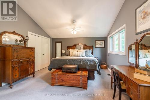 7575 Milburough Line, Milton, ON - Indoor Photo Showing Bedroom