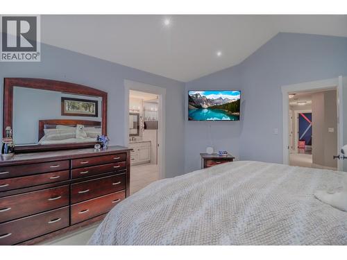1509 Mount Royal Ridge, Cranbrook, BC - Indoor Photo Showing Bedroom