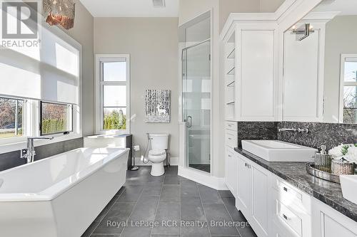 1 Windrose Valley Boulevard, Collingwood, ON - Indoor Photo Showing Bathroom