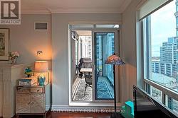 Walkout w/lake views - 