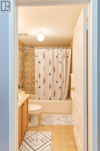 3 - 5050 Intrepid Drive, Mississauga, ON - Indoor Photo Showing Bathroom